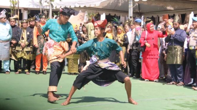 
 DPRD Batam Hadiri Silaturahmi Akbar Milad ke-25 LAM Kota Batam